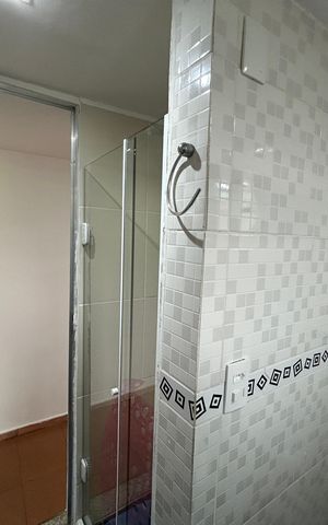 Apartamento para alugar com 70m², 2 quartos e sem vagaBanheiro