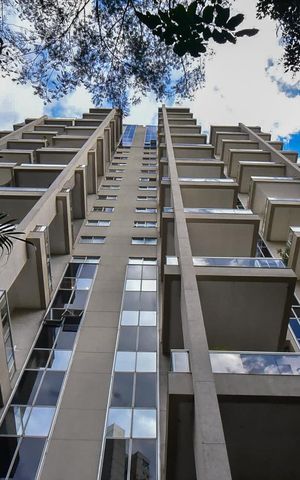 Apartamento à venda com 92m², 2 quartos e 2 vagasFachada
