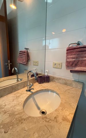 Casa à venda com 134m², 3 quartos e 2 vagas Casa à venda com 134m², 3 quartos e 2 vagasBanheiro da Suíte