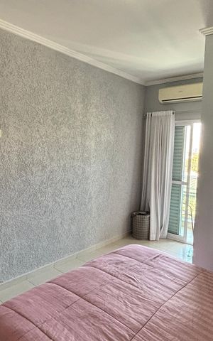 Casa à venda com 134m², 3 quartos e 2 vagas Casa à venda com 134m², 3 quartos e 2 vagasSuíte