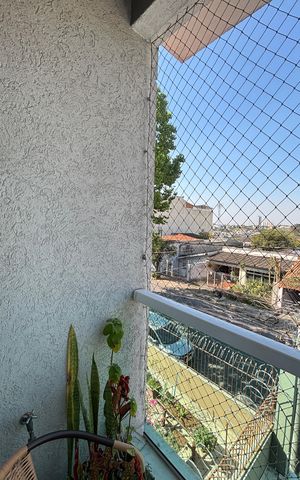 Casa à venda com 134m², 3 quartos e 2 vagas Casa à venda com 134m², 3 quartos e 2 vagasVaranda da Suíte