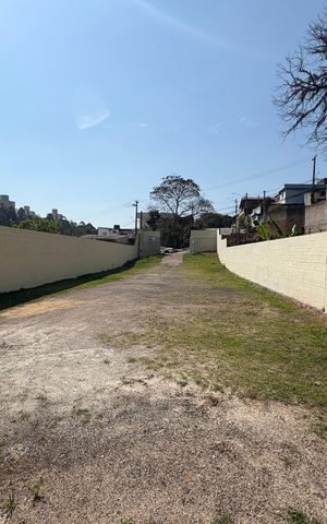 Casa à venda com 106m², 1 quarto e sem vagaTerreno