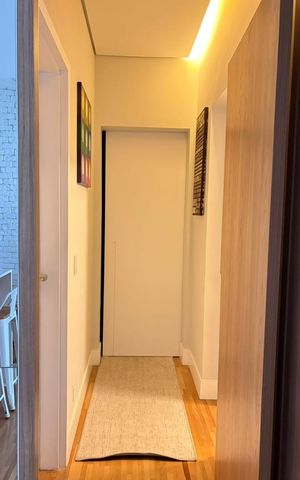 Apartamento à venda com 67m², 2 quartos e 2 vagasCorredor