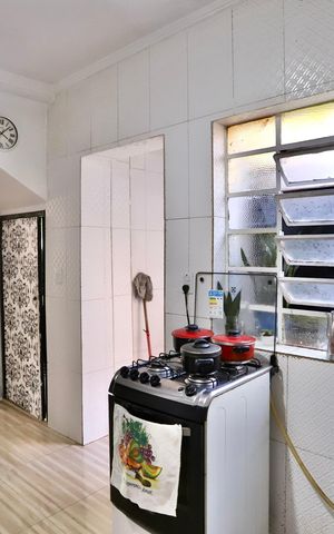 Casa à venda com 110m², 3 quartos e sem vaga Casa à venda com 110m², 3 quartos e sem vagaCozinha
