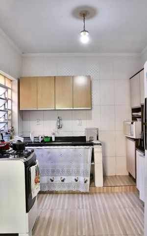 Casa à venda com 110m², 3 quartos e sem vaga Casa à venda com 110m², 3 quartos e sem vagaCozinha