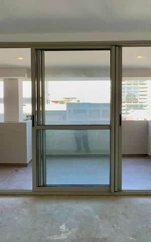 Apartamento à venda com 94m², 2 quartos e 1 vaga Apartamento à venda com 94m², 2 quartos e 1 vagaVaranda