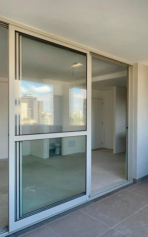 Apartamento à venda com 94m², 2 quartos e 1 vaga Apartamento à venda com 94m², 2 quartos e 1 vagaVaranda