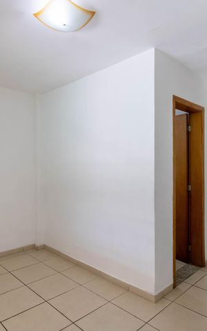 Casa à venda com 299m², 3 quartos e 2 vagasSala