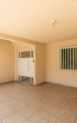 Casa à venda com 299m², 3 quartos e 2 vagasGaragem