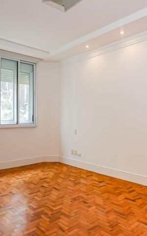 Apartamento à venda com 239m², 3 quartos e 1 vaga