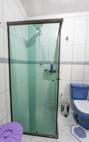 Casa à venda com 245m², 3 quartos e 2 vagas Casa à venda com 245m², 3 quartos e 2 vagasBanheiro da suíte 3