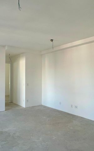 Apartamento à venda com 94m², 2 quartos e 1 vaga Apartamento à venda com 94m², 2 quartos e 1 vagaSala
