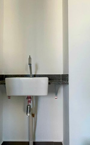 Apartamento à venda com 94m², 2 quartos e 1 vaga Apartamento à venda com 94m², 2 quartos e 1 vagaLavabo