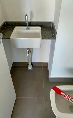 Apartamento à venda com 94m², 2 quartos e 1 vaga Apartamento à venda com 94m², 2 quartos e 1 vagaLavabo