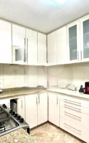 Casa à venda com 180m², 3 quartos e 2 vagas