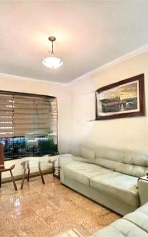 Casa à venda com 180m², 3 quartos e 2 vagas
