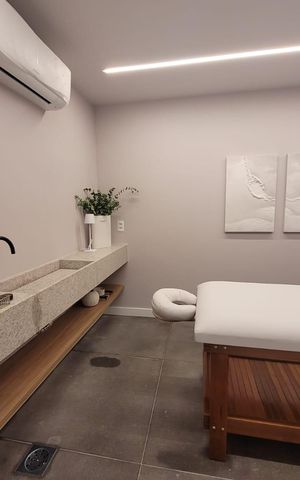 Apartamento à venda com 126m², 3 quartos e 2 vagas Apartamento à venda com 126m², 3 quartos e 2 vagasSpa