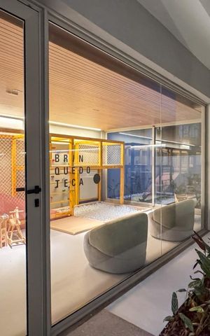 Apartamento à venda com 126m², 3 quartos e 2 vagas Apartamento à venda com 126m², 3 quartos e 2 vagasBrinquedoteca