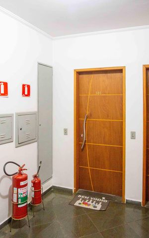 Apartamento para alugar com 66m², 2 quartos e 1 vagaHall de entrada