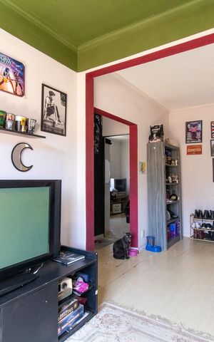 Apartamento à venda com 55m², 2 quartos e 1 vaga Apartamento à venda com 55m², 2 quartos e 1 vagaSala