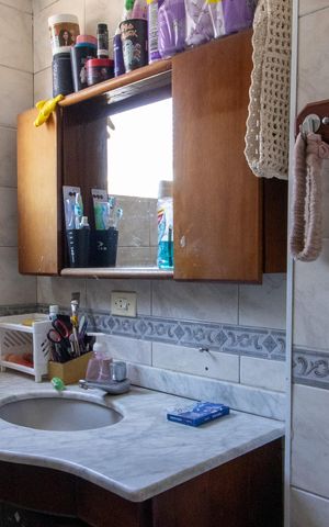 Apartamento à venda com 55m², 2 quartos e 1 vaga Apartamento à venda com 55m², 2 quartos e 1 vagaBanheiro
