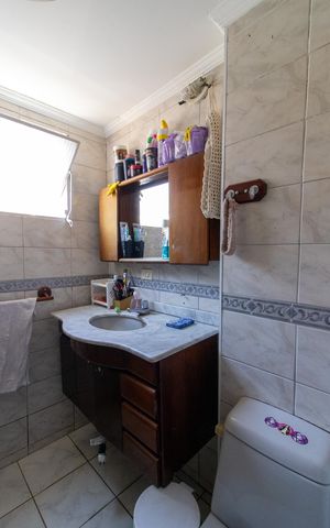 Apartamento à venda com 55m², 2 quartos e 1 vaga Apartamento à venda com 55m², 2 quartos e 1 vagaBanheiro