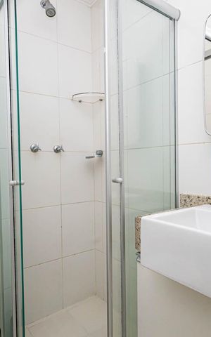 Studio para alugar com 28m², 1 quarto e sem vaga Studio para alugar com 28m², 1 quarto e sem vagaBanheiro Social