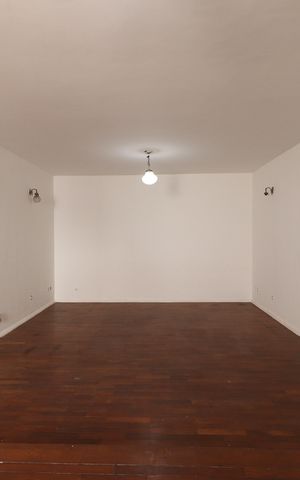 Casa para alugar com 276m², 3 quartos e 4 vagasSala