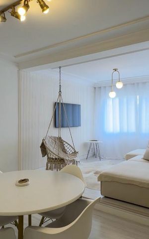 Apartamento à venda com 85m², 3 quartos e 1 vaga Apartamento à venda com 85m², 3 quartos e 1 vagaSala