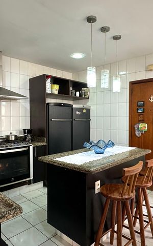 Apartamento à venda com 185m², 4 quartos e 1 vaga Apartamento à venda com 185m², 4 quartos e 1 vagaCozinha