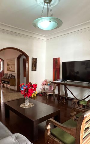 Apartamento à venda com 185m², 4 quartos e 1 vaga Apartamento à venda com 185m², 4 quartos e 1 vagaSala