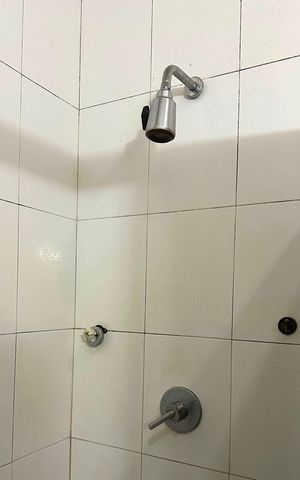Apartamento à venda com 185m², 4 quartos e 1 vaga Apartamento à venda com 185m², 4 quartos e 1 vagaBanheiro Social