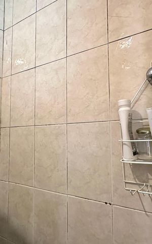 Apartamento à venda com 185m², 4 quartos e 1 vaga Apartamento à venda com 185m², 4 quartos e 1 vagaBanheiro de Serviço