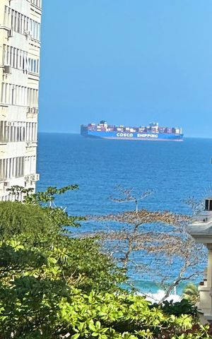 Apartamento à venda com 185m², 4 quartos e 1 vaga Apartamento à venda com 185m², 4 quartos e 1 vagaVista da Varanda da Sala