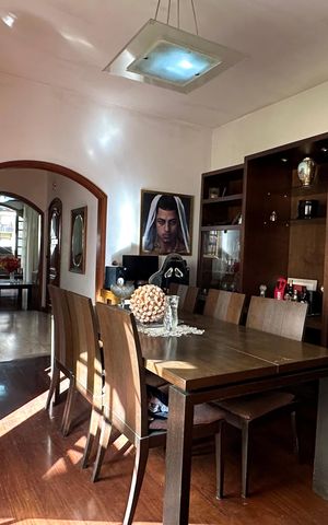 Apartamento à venda com 185m², 4 quartos e 1 vaga Apartamento à venda com 185m², 4 quartos e 1 vagaSala