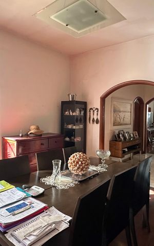 Apartamento à venda com 185m², 4 quartos e 1 vaga Apartamento à venda com 185m², 4 quartos e 1 vagaSala