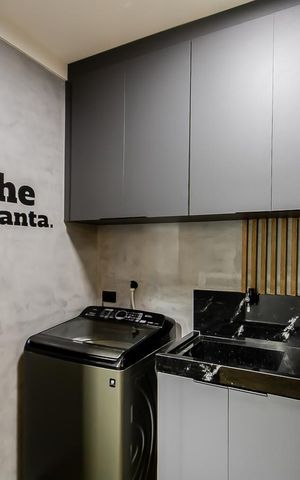Casa à venda com 250m², 3 quartos e 4 vagas Casa à venda com 250m², 3 quartos e 4 vagasÁrea de Serviço