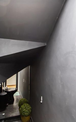 Casa à venda com 250m², 3 quartos e 4 vagas Casa à venda com 250m², 3 quartos e 4 vagasLavabo