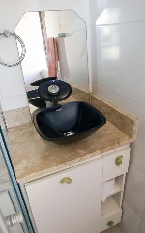 Casa à venda com 219m², 4 quartos e 2 vagasBanheiro da Suíte 4