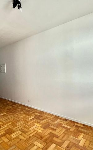 Apartamento para alugar com 30m², 1 quarto e 1 vaga Apartamento para alugar com 30m², 1 quarto e 1 vagaSala