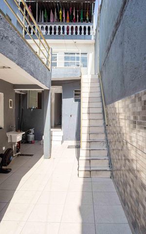 Casa para alugar com 45m², 1 quarto e 1 vagaÁrea de Serviço