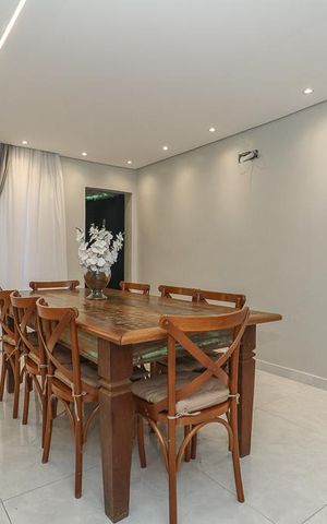 Apartamento à venda com 125m², 2 quartos e 1 vagaSala de Jantar