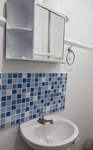 Casa para alugar com 47m², 2 quartos e sem vaga Casa para alugar com 47m², 2 quartos e sem vagaBanheiro