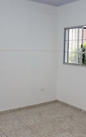Casa para alugar com 47m², 2 quartos e sem vaga Casa para alugar com 47m², 2 quartos e sem vagaSala