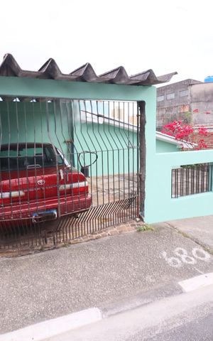 Casa para alugar com 47m², 2 quartos e sem vagaFachada
