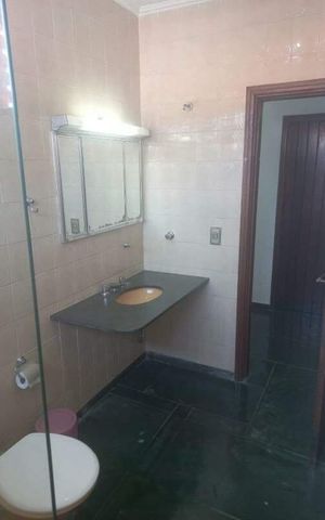 Casa à venda com 278m², 5 quartos e 4 vagas