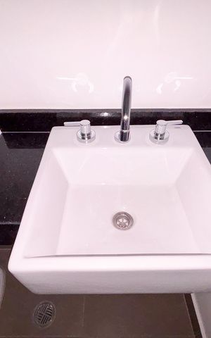 Studio à venda com 20m², 1 quarto e sem vaga Studio à venda com 20m², 1 quarto e sem vagaBanheiro