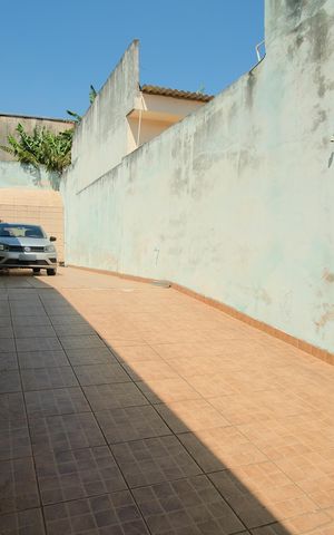 Casa à venda com 100m², 2 quartos e sem vagaQuintal