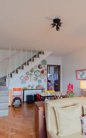 Casa à venda com 177m², 2 quartos e 1 vagaSala