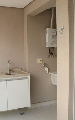 Apartamento para alugar com 36m², 1 quarto e 1 vagaVaranda